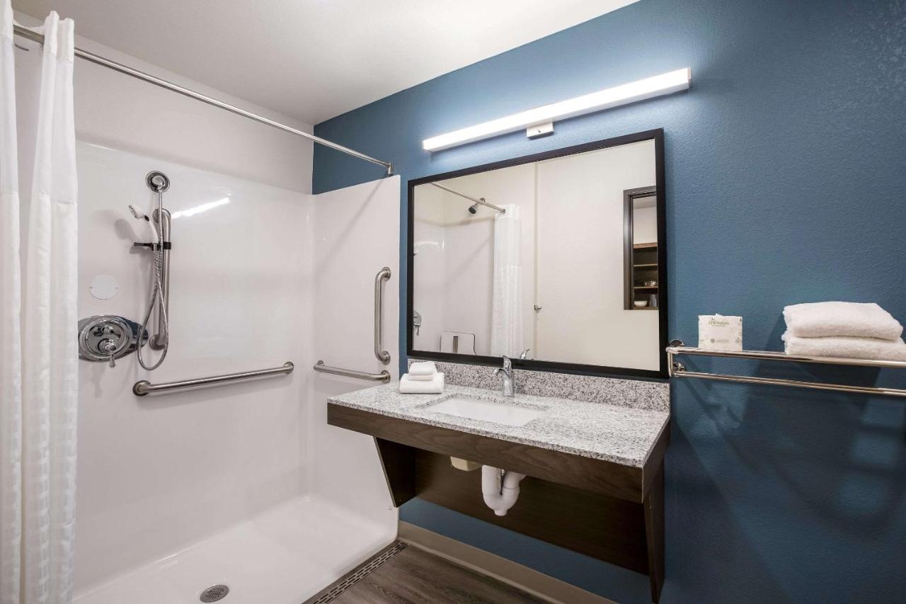 Woodspring Suites Detroit Madison Heights Exterior photo