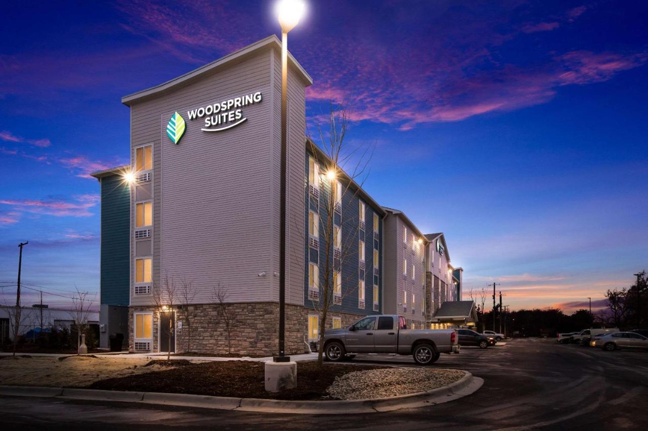 Woodspring Suites Detroit Madison Heights Exterior photo